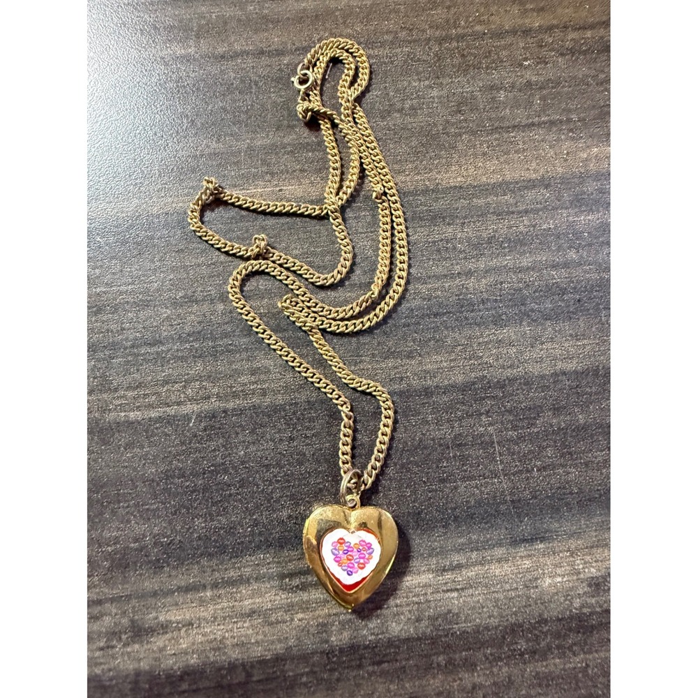 Warner Bros Locket Necklace Heart‎ Kisses 1998 Vintage Gold Tone Y2K